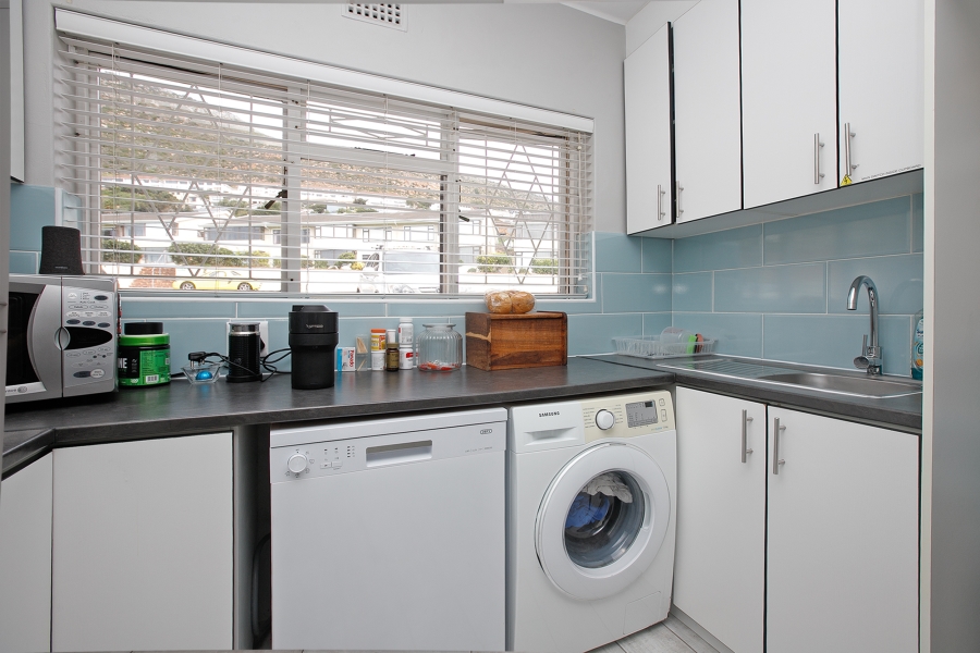 2 Bedroom Property for Sale in Fish Hoek Western Cape